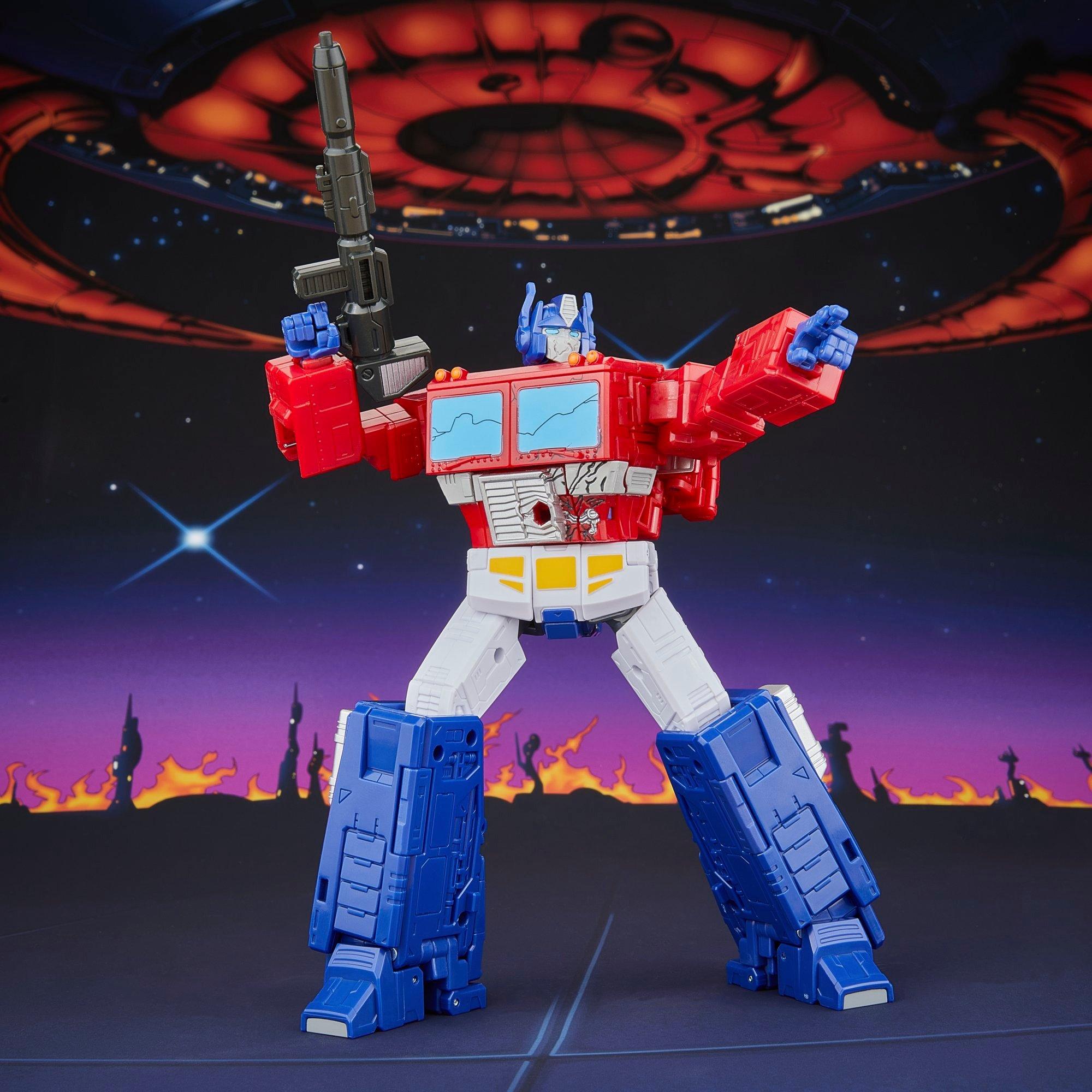 Transformers Studio Series MTMTE Collection The Transformers: The Movie Leader Class Optimus Prime